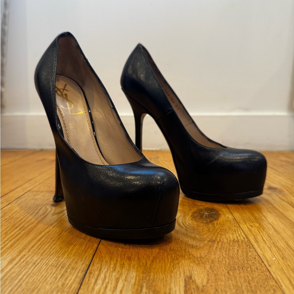 Yves Saint Laurent Vernigolf Tribtoo 105 Platform Pumps 37 Black